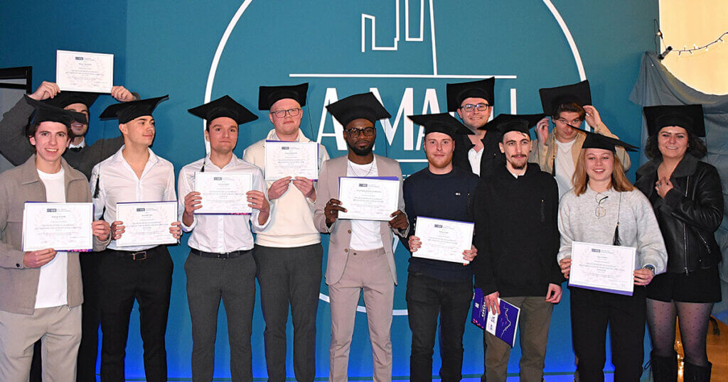 Remise des diplômes pour les étudiants bachelor de La Manu Le Havre